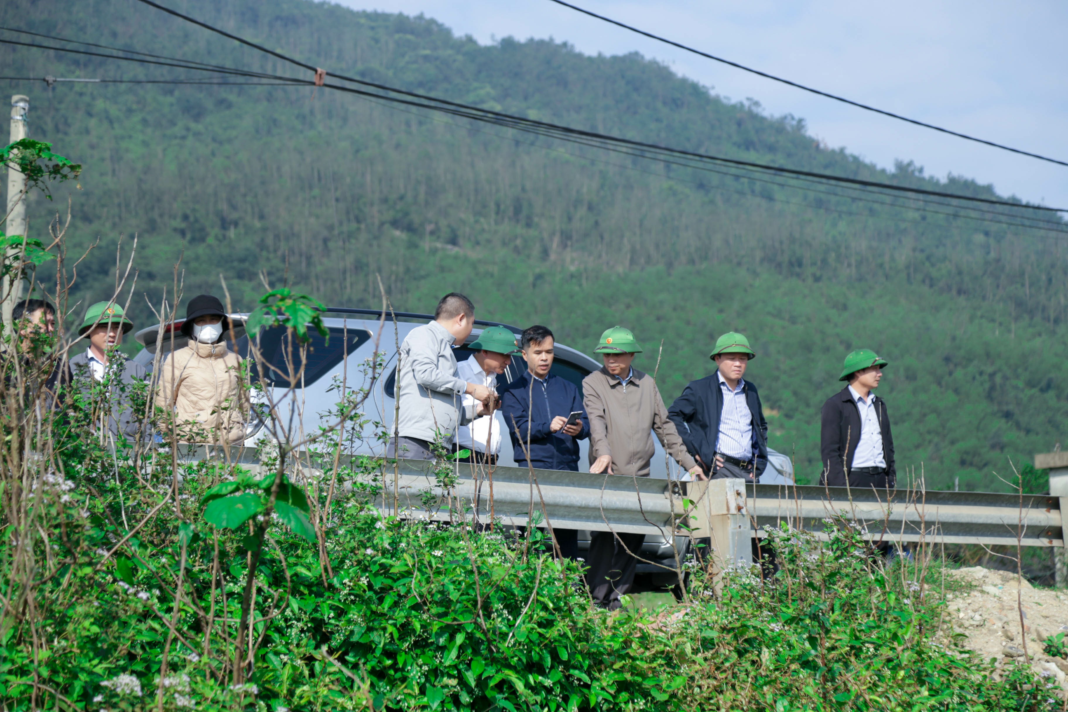 KIỂM TRA TIẾN ĐỘ GIẢI PHÓNG MẶT BẰNG CÁC DỰ ÁN TRỌNG ĐIỂM TRÊN ĐỊA BÀN PHƯỜNG