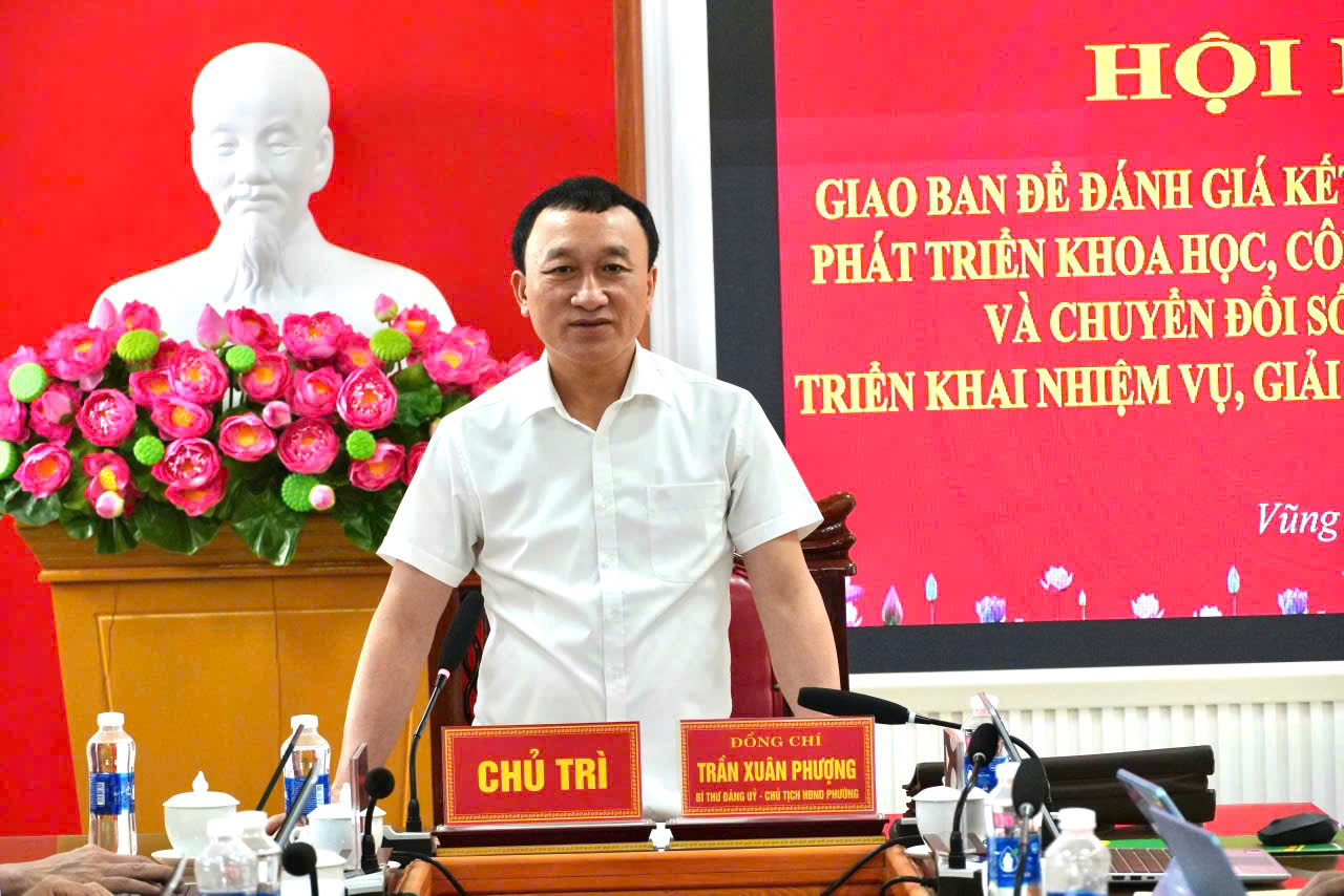 BAN CHỈ ĐẠO PHÁT TRIỂN KHOA HỌC, CÔNG NGHỆ, ĐỔI MỚI SÁNG TẠO VÀ CHUYỂN ĐỔI SỐ PHƯỜNG VŨNG ÁNG HỌP ĐÁNH GIÁ KẾT QUẢ THỰC HIỆN NHIỆM VỤ 6 THÁNG ĐẦU NĂM, TRIỂN KHAI NHIỆM VỤ 6 THÁNG CUỐI NĂM 2026