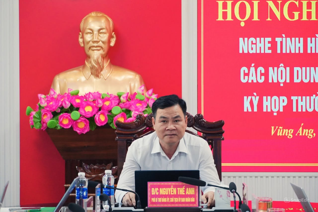 UBND PHƯỜNG VŨNG ÁNG KẾT NỐI HỘI NGHỊ TRỰC TUYẾN ĐÁNH GIÁ TÌNH HÌNH KINH TẾ - XÃ HỘI 6 THÁNG ĐẦU NĂM; PHƯƠNG HƯỚNG, NHIỆM VỤ 6 THÁNG CUỐI NĂM 2026