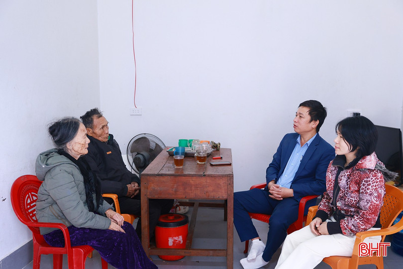 Niềm vui trong những căn nhà mới của hộ nghèo ở phường Vũng Áng