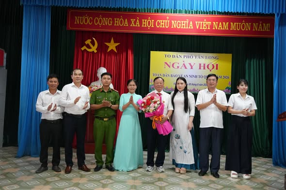 TỔ DÂN PHỐ TÂN LONG TỔ CHỨC "NGÀY HỘI TOÀN DÂN BẢO VỆ AN NINH TỔ QUỐC" NĂM 2026