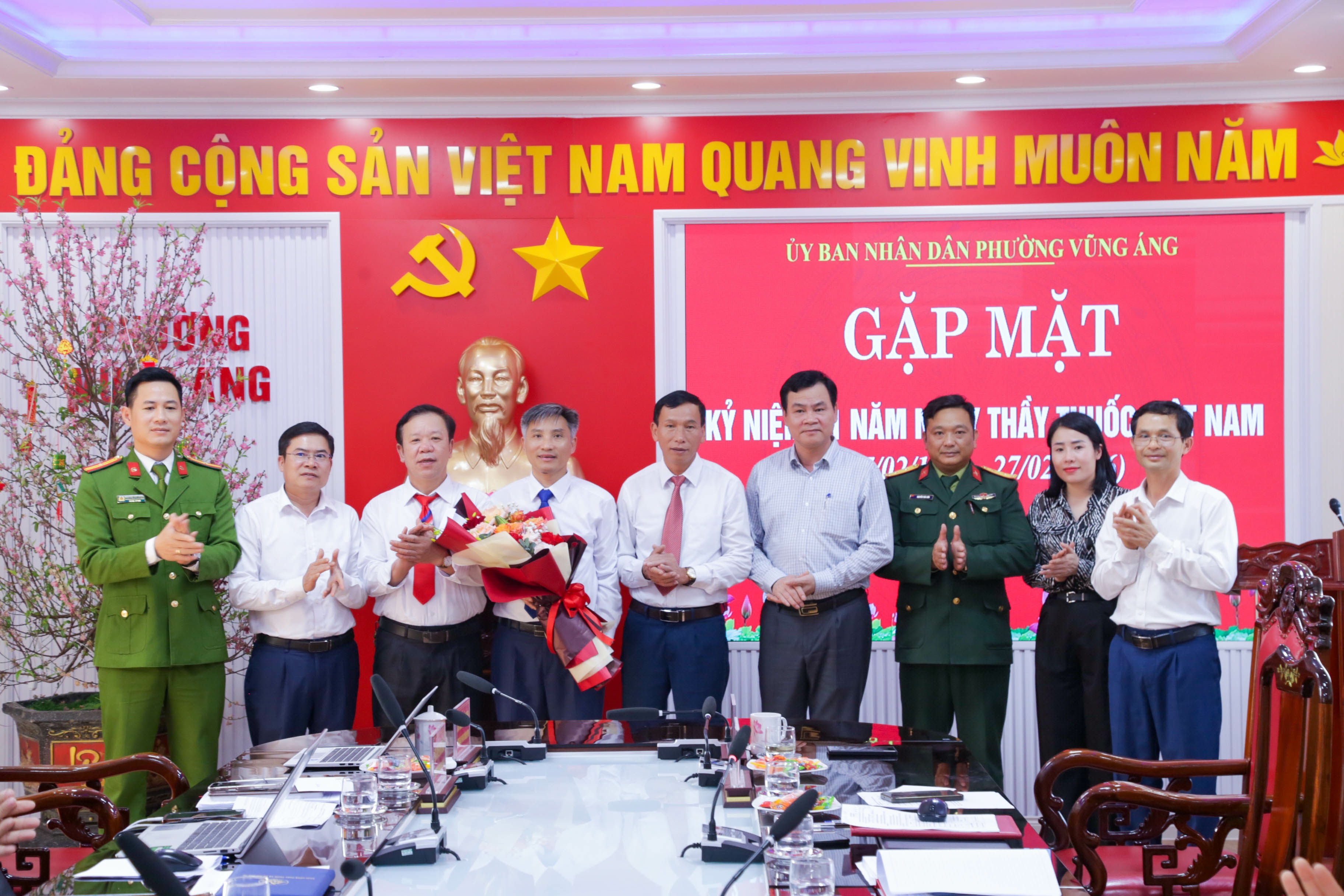 PHƯỜNG VŨNG ÁNG GẶP MẶT KỶ NIỆM 71 NĂM NGÀY THẦY THUỐC VIỆT NAM (27/2/1955 – 27/2/2026)
