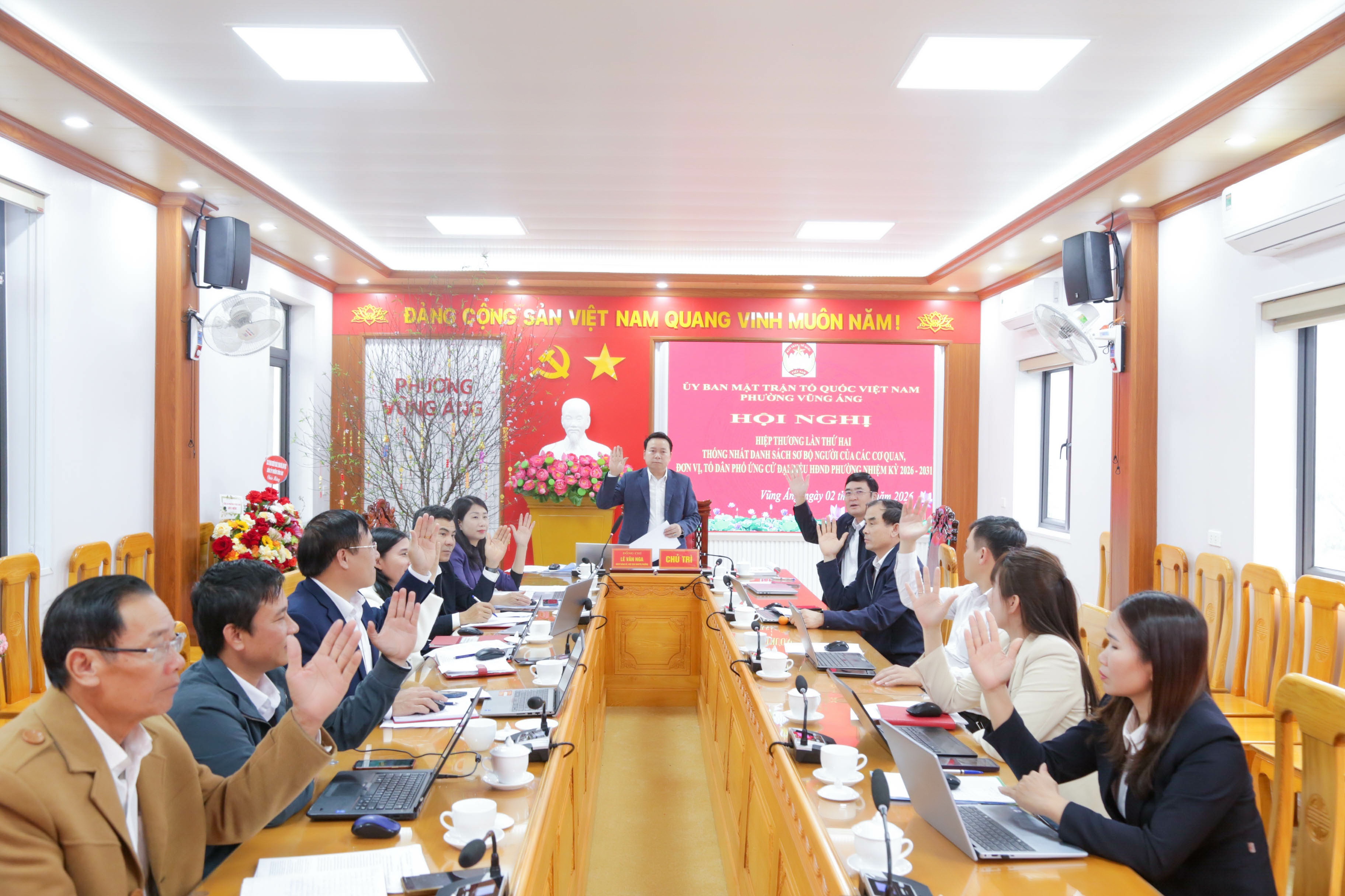 HỘI NGHỊ HIỆP THƯƠNG LẦN THỨ HAI THỎA THUẬN LẬP DANH SÁCH SƠ BỘ NGƯỜI ỨNG CỬ ĐẠI BIỂU HĐND PHƯỜNG VŨNG ÁNG NHIỆM KỲ 2026 – 2031