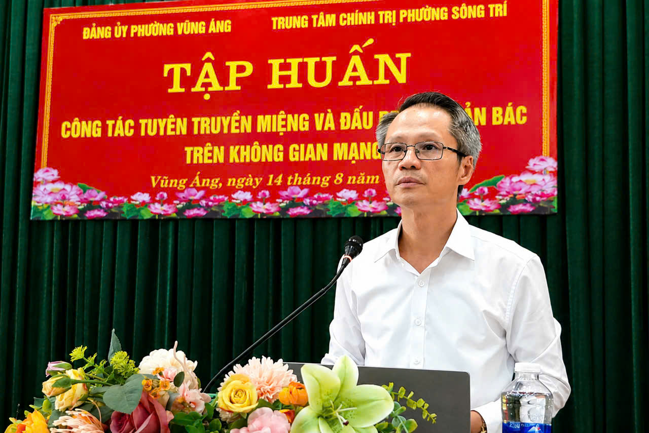PHƯỜNG VŨNG ÁNG TẬP HUẤN CÔNG TÁC TUYÊN TRUYỀN MIỆNG VÀ ĐẤU TRANH PHẢN BÁC TRÊN KHÔNG GIAN MẠNG