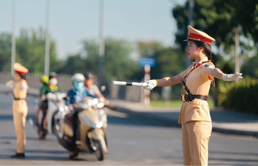 TĂNG CƯỜNG CÔNG TÁC ĐẢM BẢO TRẬT TỰ  AN TOÀN GIAO THÔNG