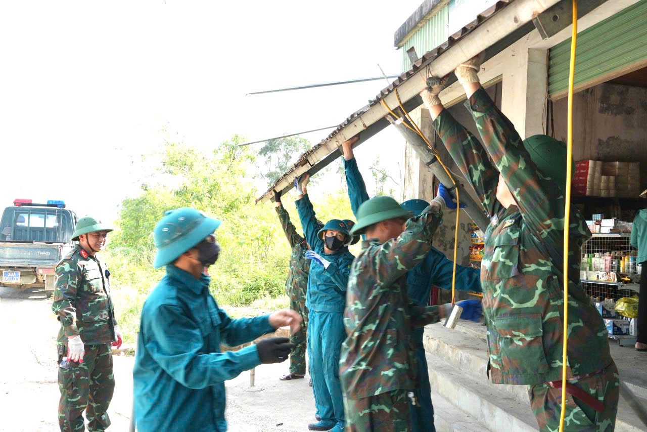 PHƯỜNG VŨNG ÁNG DỒN SỨC CHO CÔNG TÁC GIẢI PHÓNG MẶT BẰNG.