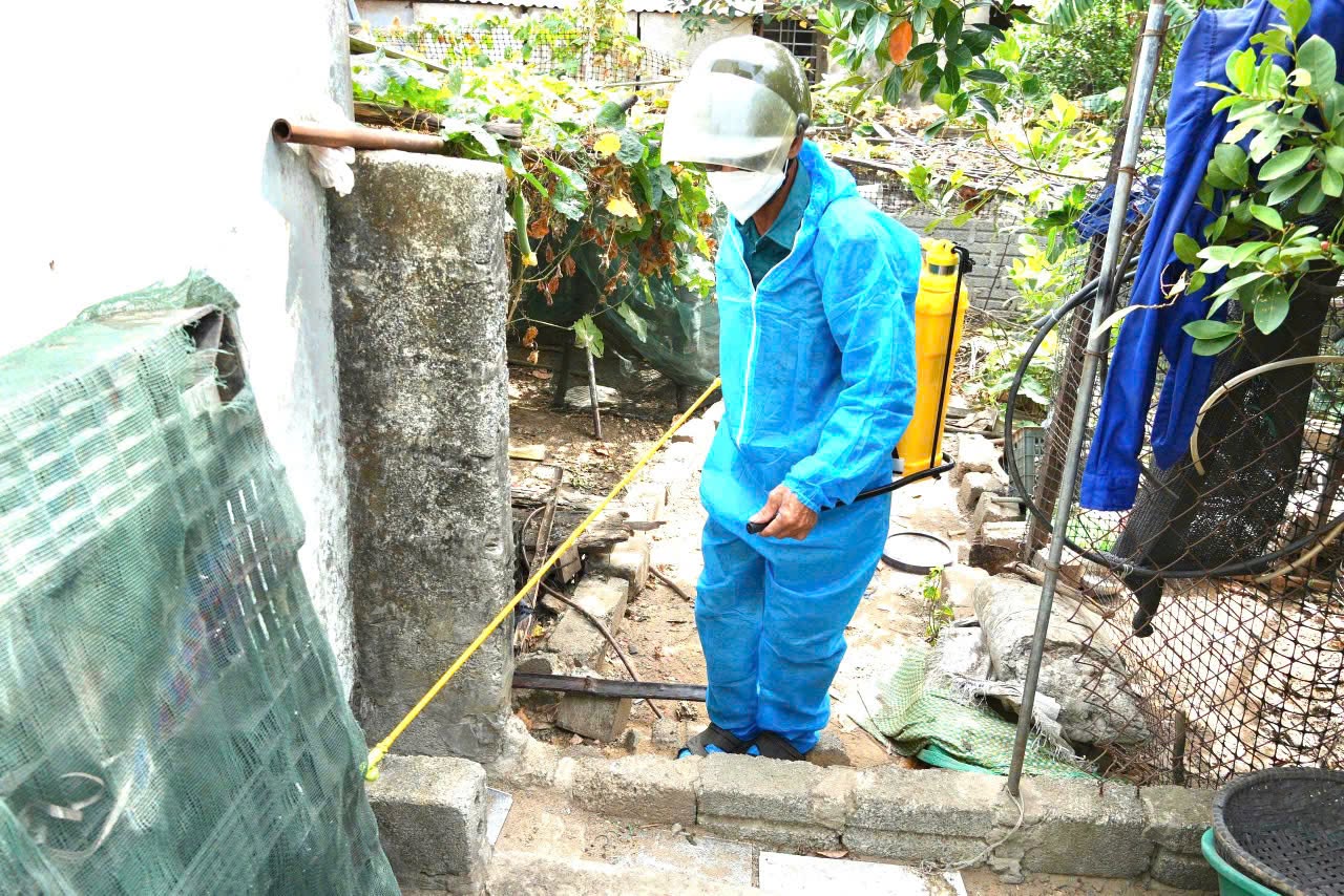 TĂNG CƯỜNG KHỐNG CHẾ DỊCH SỐT XUẤT HUYẾT TRÊN ĐỊA BÀN PHƯỜNG VŨNG ÁNG