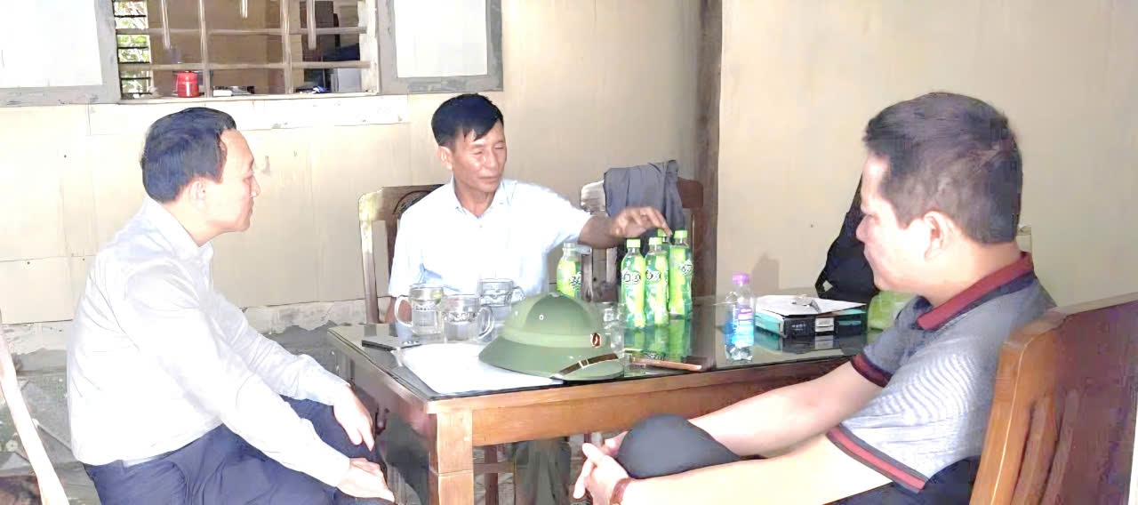 Hội đồng bồi thường, hỗ trợ, tái định cư phường Vũng Áng kiểm kê, kiểm đếm đất đai, tài sản bị ảnh hưởng bởi Dự án.