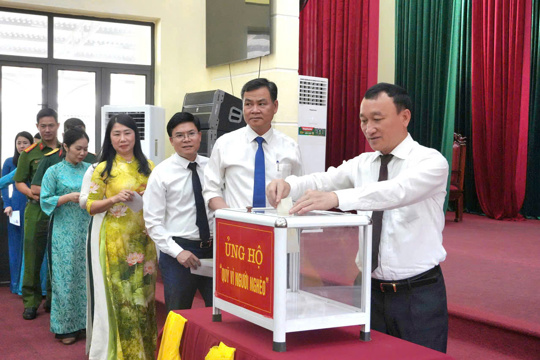 Đảng ủy – HĐND – UBND – Ủy ban MTTQ phường Vũng Áng tổ chức Lễ phát động ủng hộ “Quỹ Vì người nghèo” năm 2026.