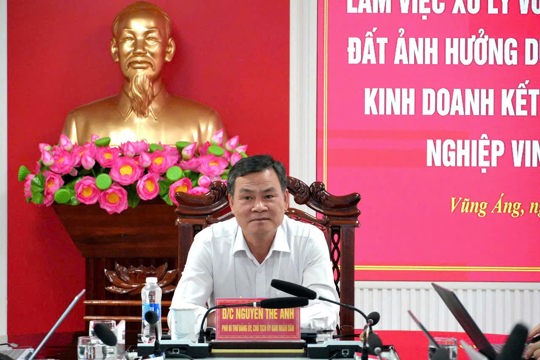 UBND phường Vũng Áng làm việc, xử lý vướng mắc phần diện tích đất ảnh hưởng dự án Đầu tư xây dựng và kinh doanh kết cấu hạ tầng Khu công nghiệp Vinhomes Vũng Áng. 