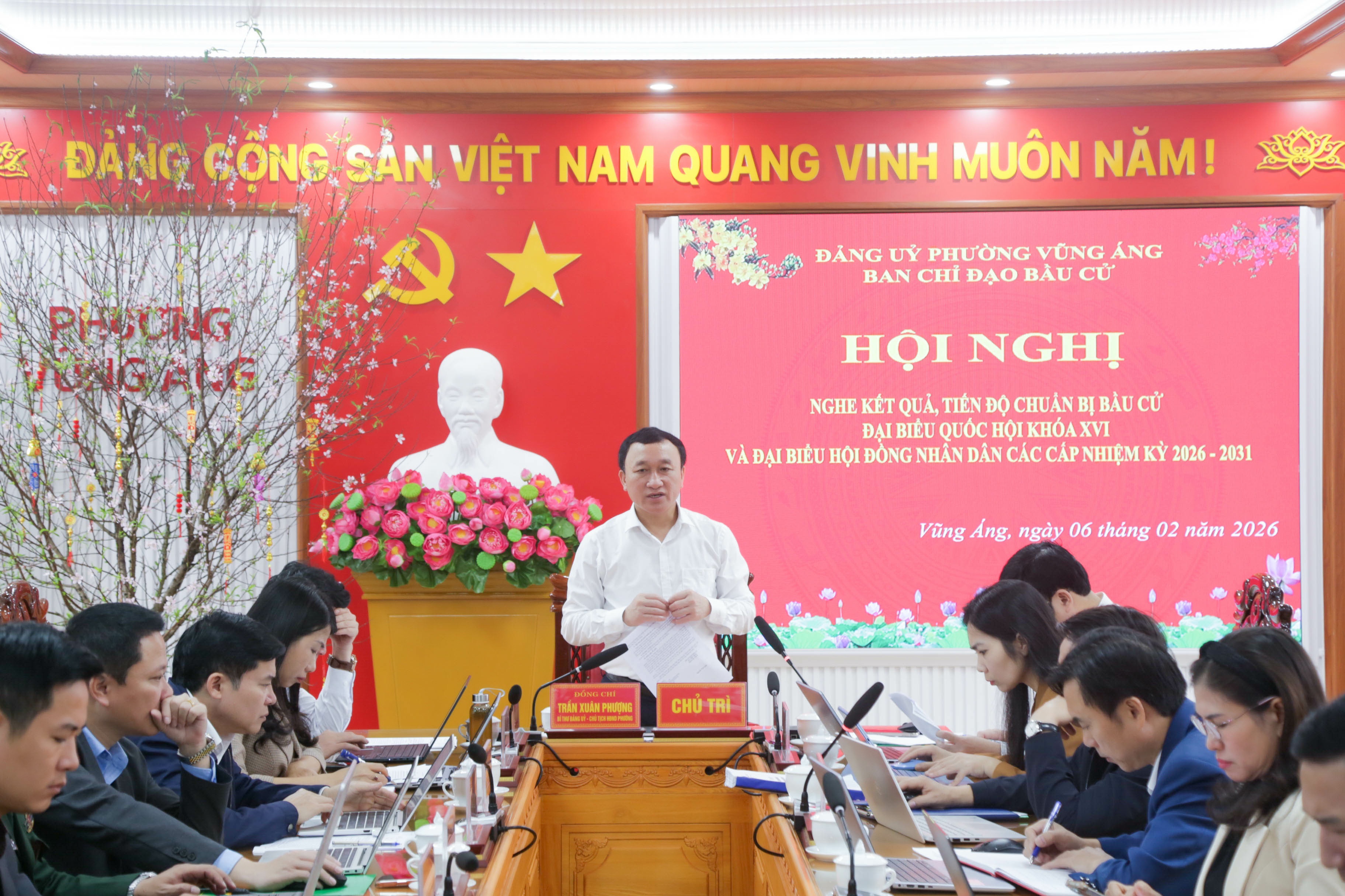TẬP TRUNG QUYẾT LIỆT — BÁM SÁT TIẾN ĐỘ — CHỦ ĐỘNG HOÀN THÀNH CÁC NHIỆM VỤ BẦU CỬ 